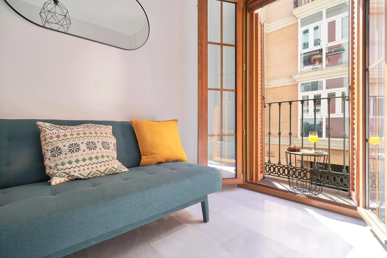 Apartamento En El Centro, Tranquilo Y Luminoso マラガ