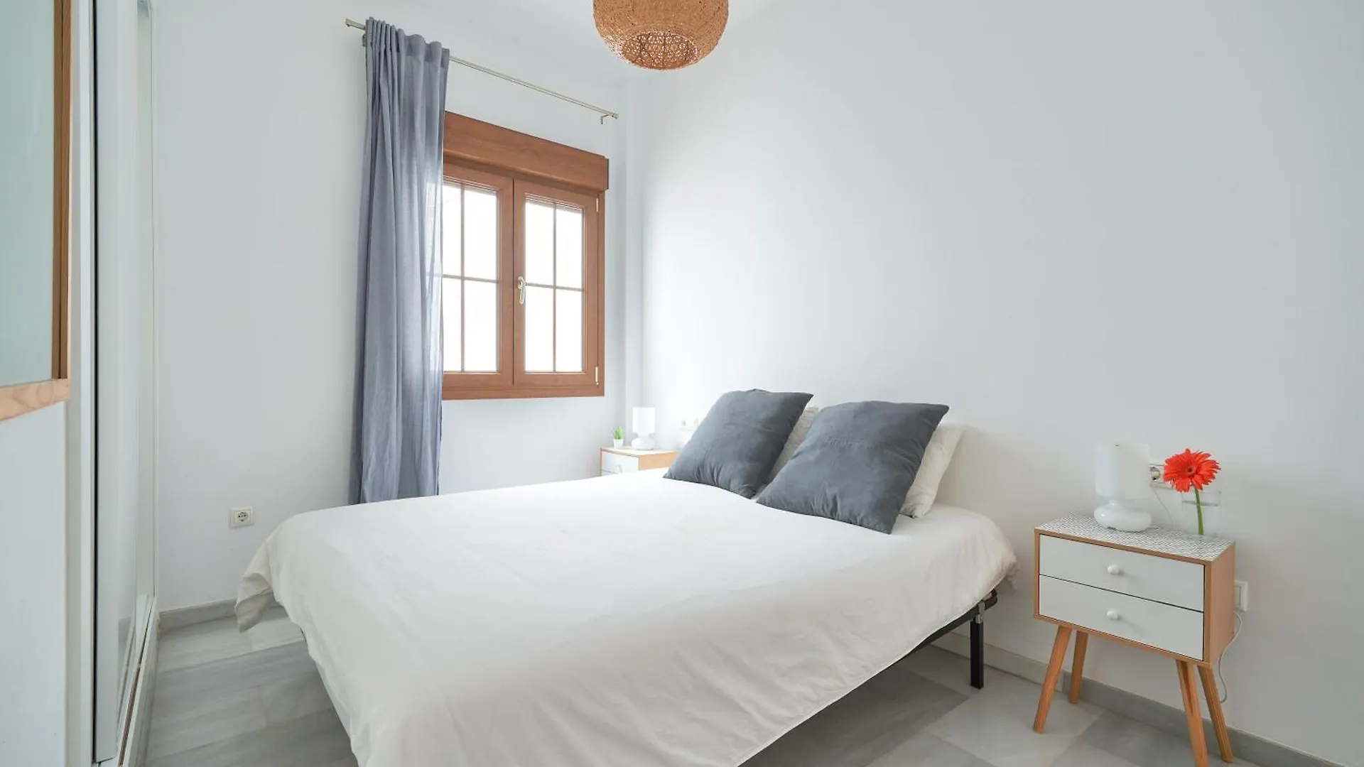 Apartamento En El Centro, Tranquilo Y Luminoso Малага 0*,  Испания
